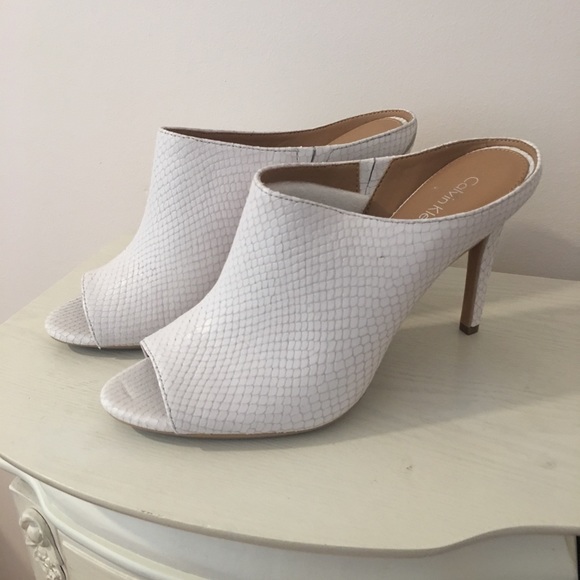 calvin klein nola sandal